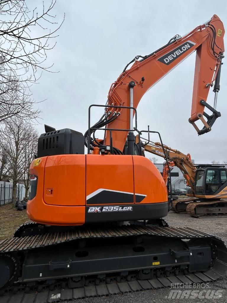 Develon DX 235 LCR-7 Bageri guseničari