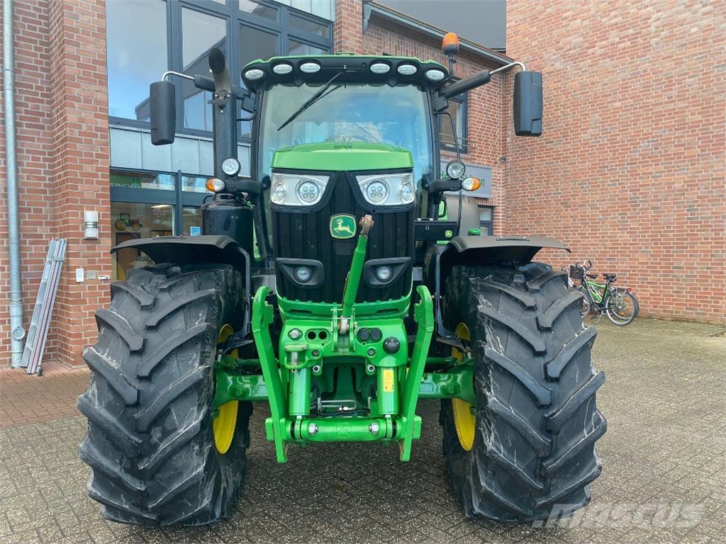 John Deere 6195R Traktori