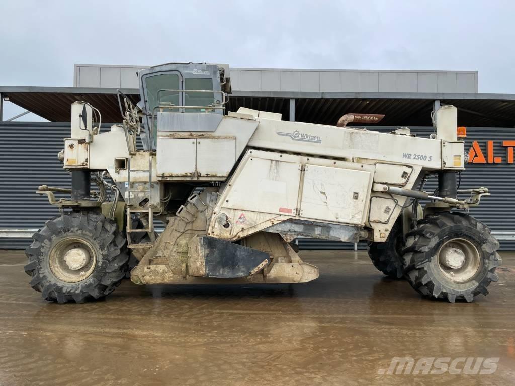 Wirtgen WR 2500S Mašine za reciklažu asfalta