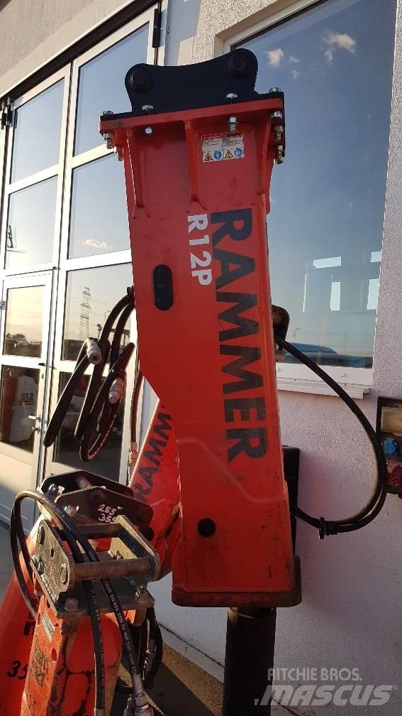 Rammer R12P Čekići