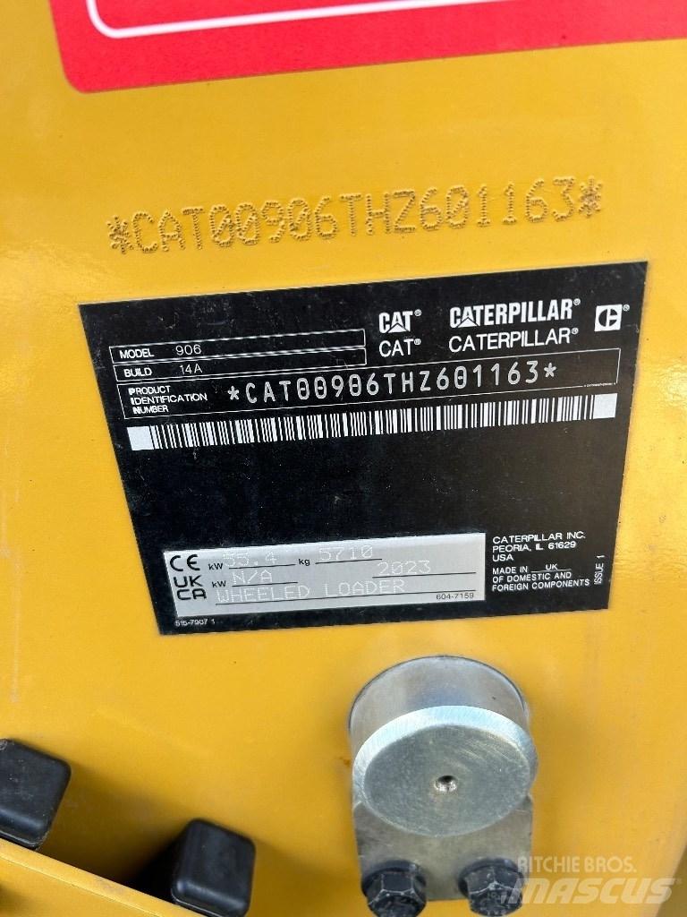 CAT 906 Utovarivači na točkove