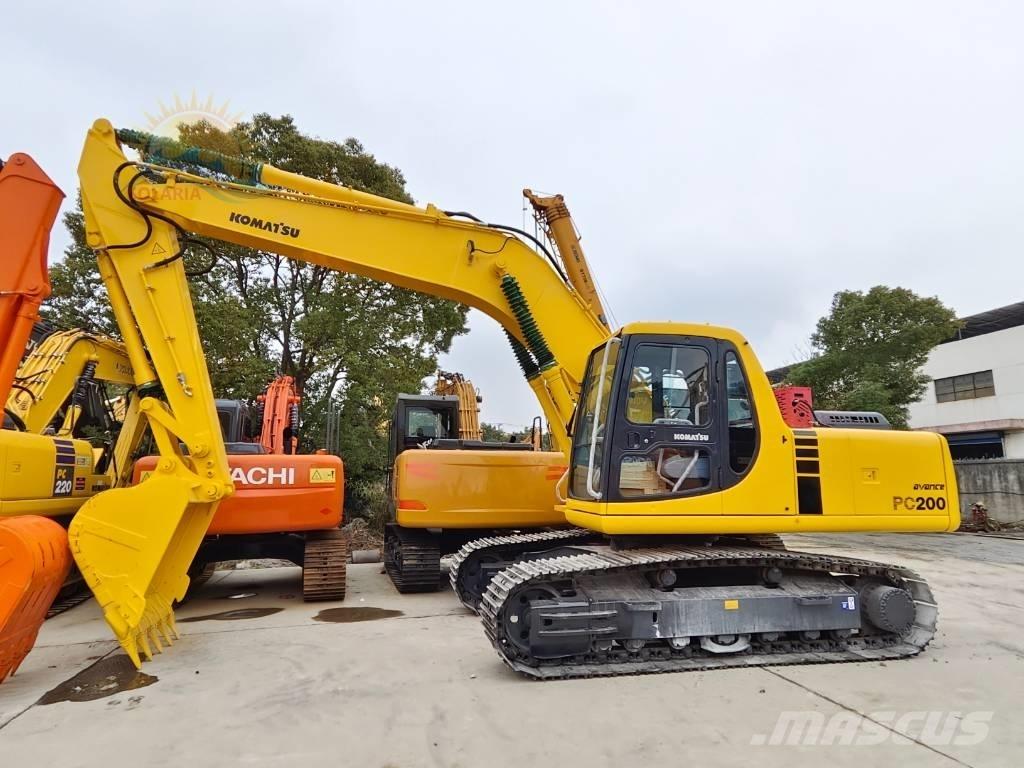 Komatsu PC 200-6 Bageri guseničari