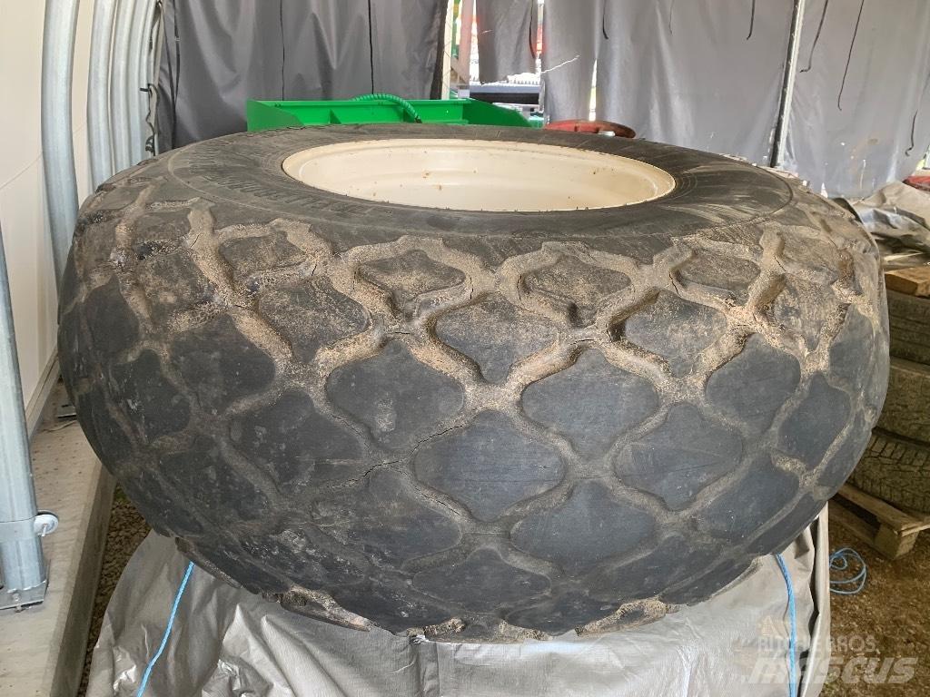 Trelleborg 23.1 26 Gume, točkovi i felne