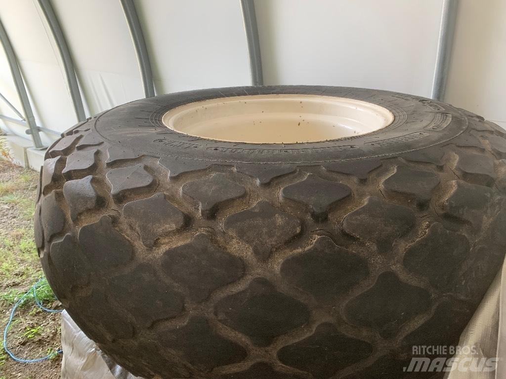 Trelleborg 23.1 26 Gume, točkovi i felne