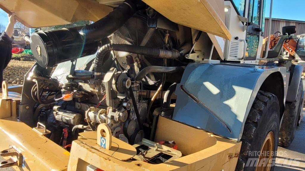 Liebherr L 534 Utovarivači na točkove
