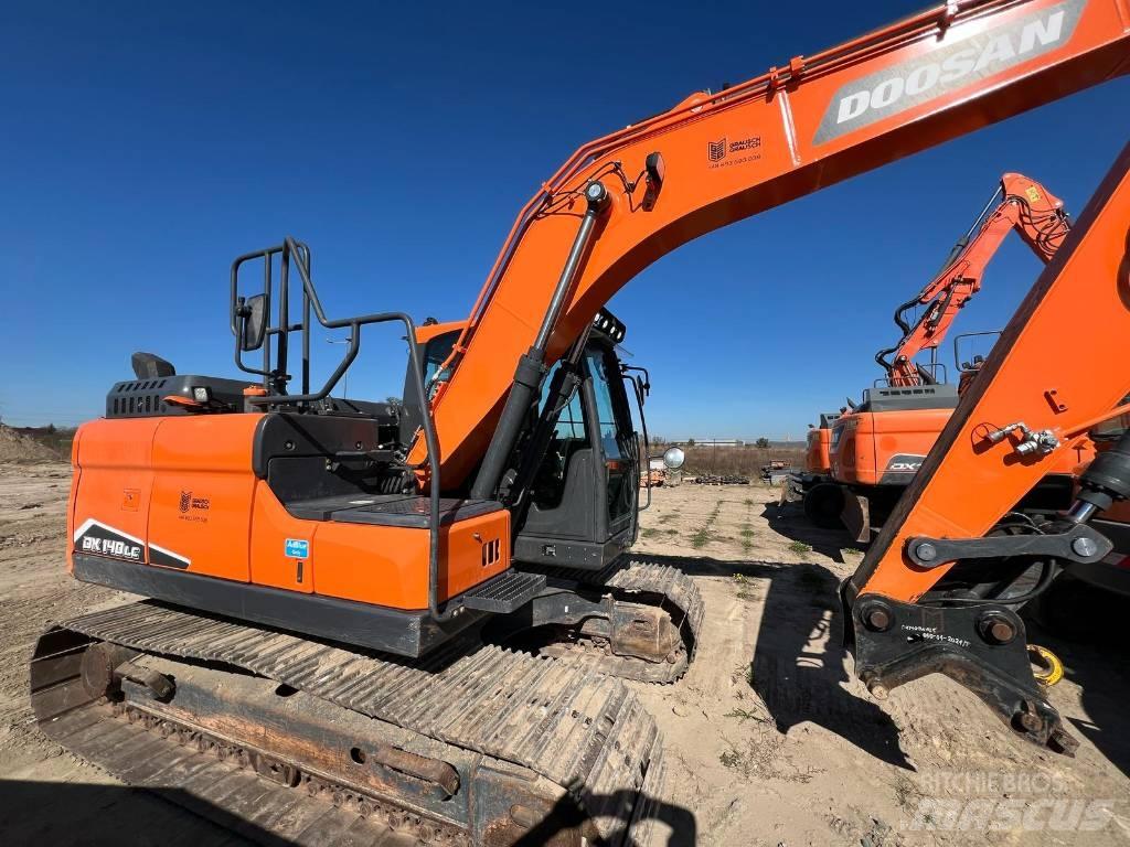 Doosan DX140LC-7 Bageri guseničari