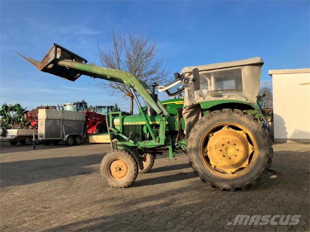 John Deere 1020 Traktori
