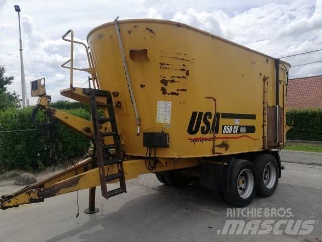  USA 850CF Mešaona stočne hrane