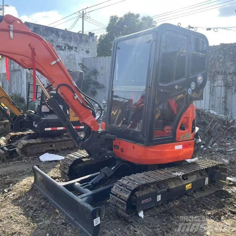 Kubota U35 Mini bageri < 7t