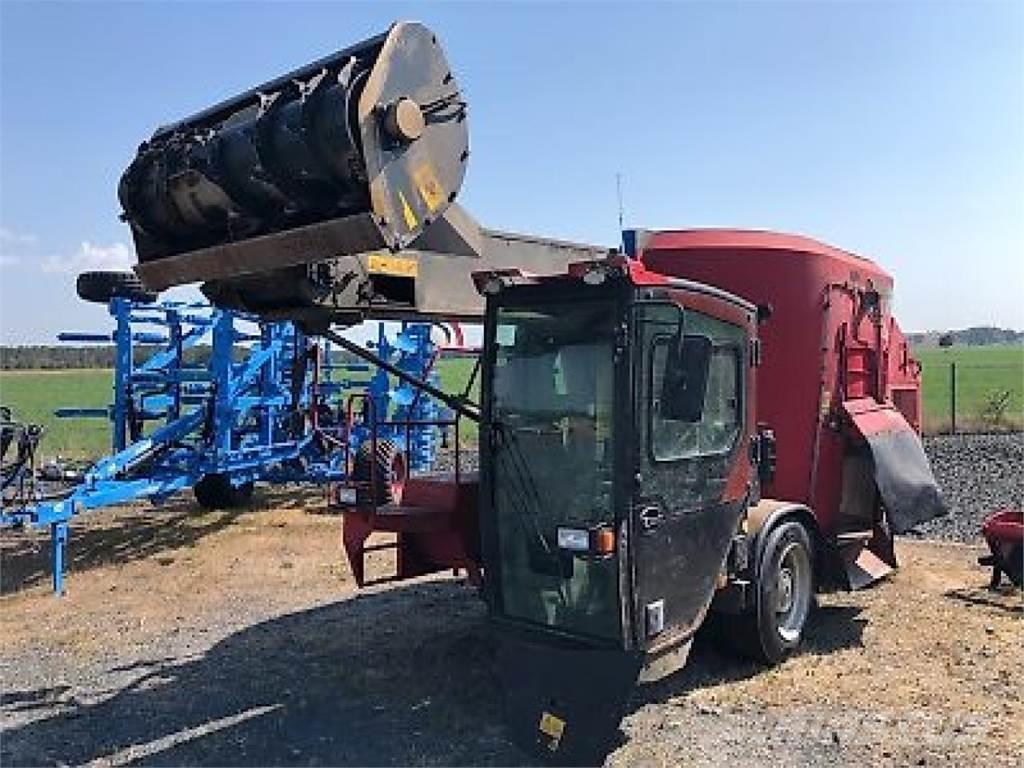 RMH Liberty 13 Mešaona stočne hrane