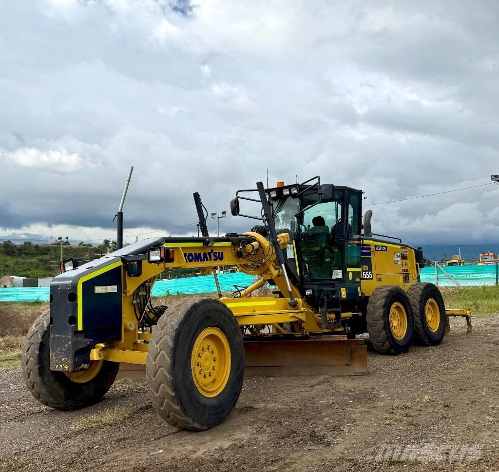 Komatsu GD555-5 Grejderi