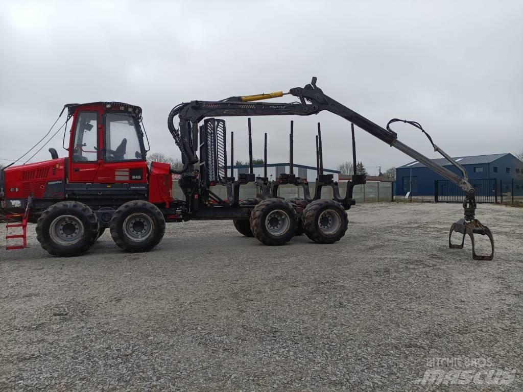 Komatsu 845 Forvarderi