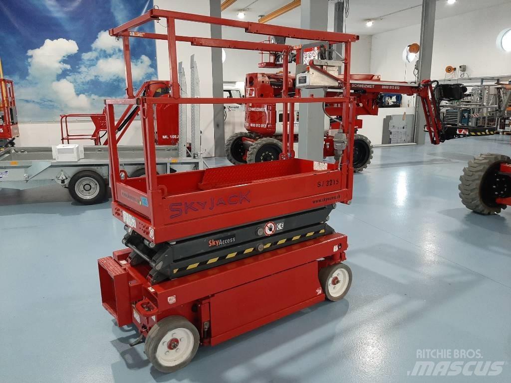 SkyJack SJIII 3215 Makazaste platforme