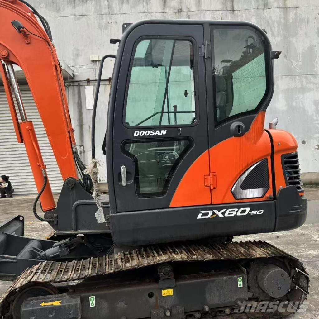 Doosan DX 60-9 C Mini bageri < 7t