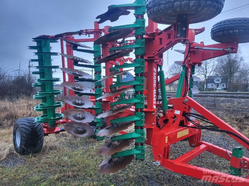 Agro-Masz BT40 Tanjirače