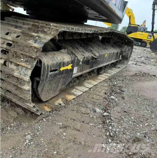 Hitachi ZX200 Bageri guseničari