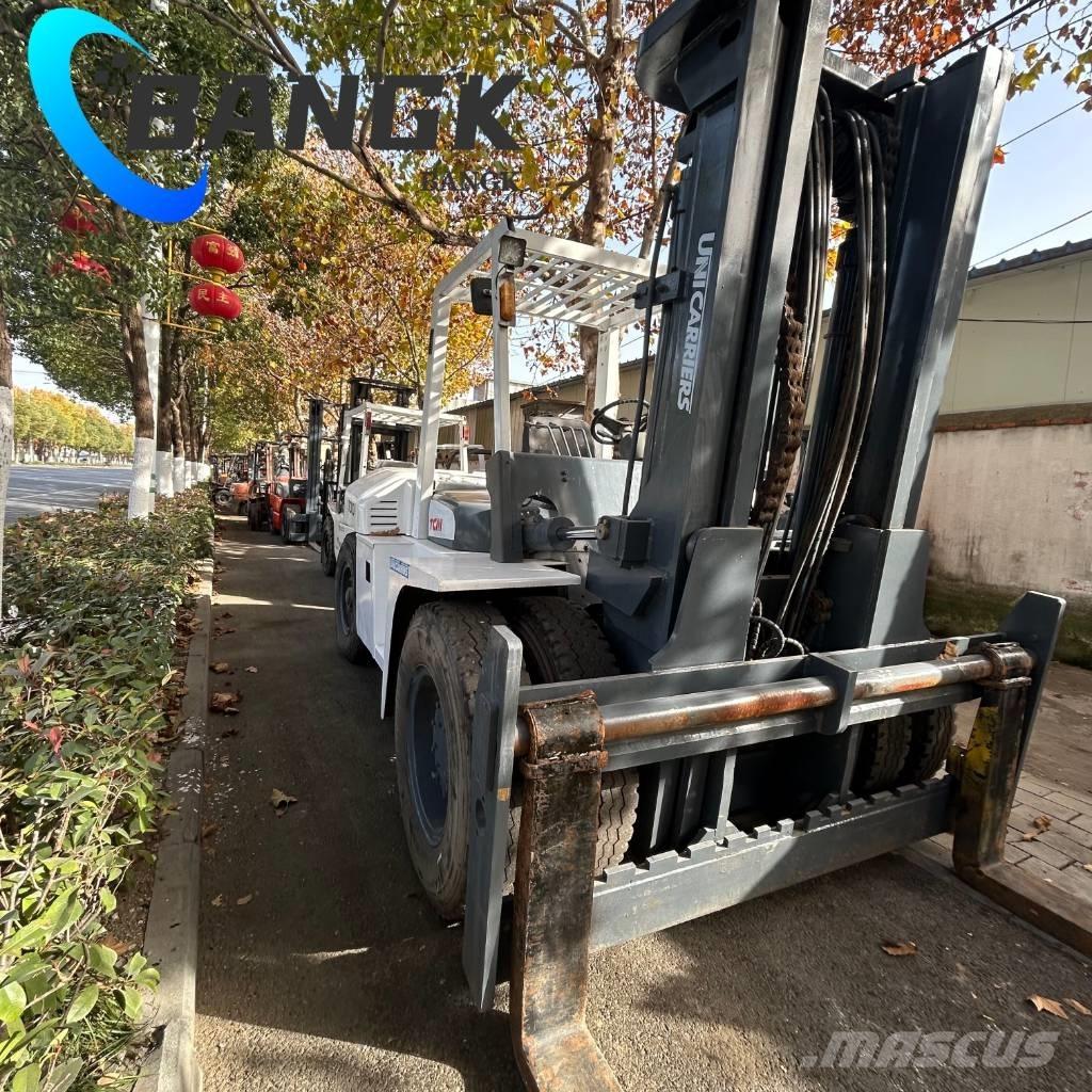 TCM FD100 Dizelski viljuškari