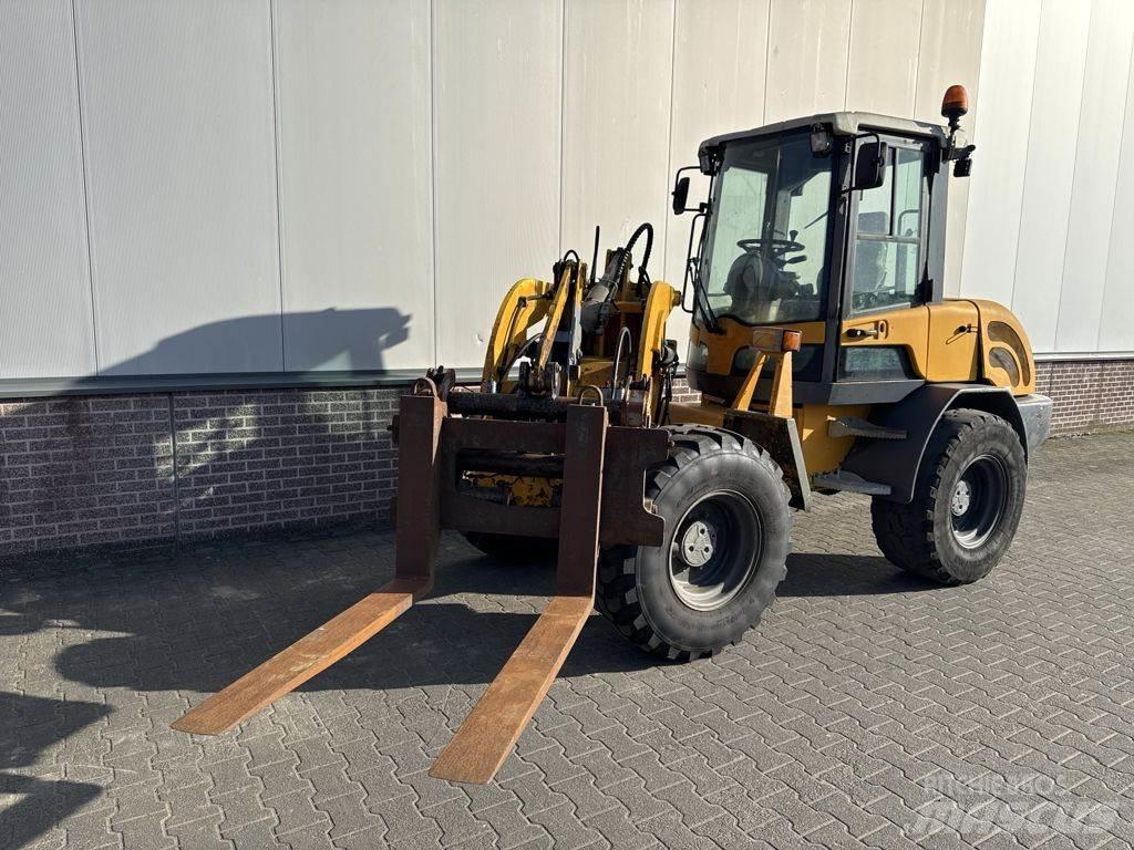 Terex TL70 Utovarivači na točkove
