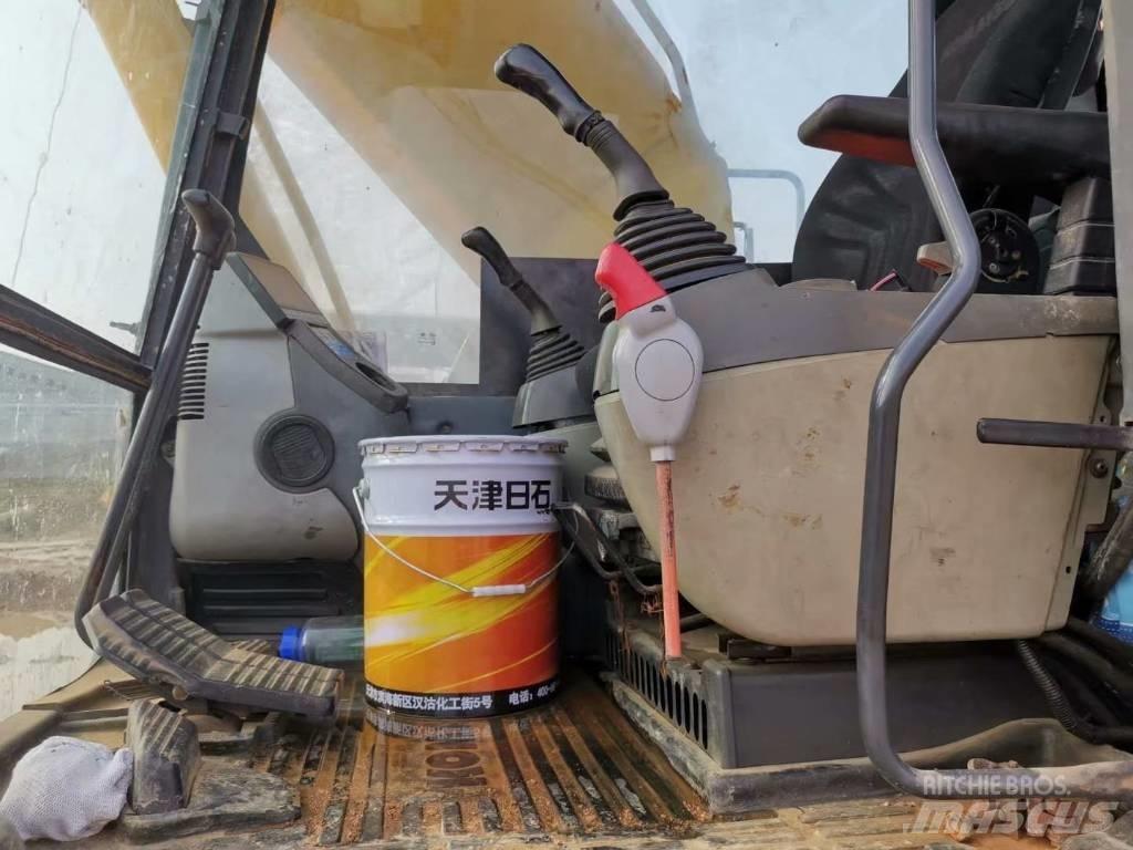 Komatsu pc220-8 Bageri guseničari