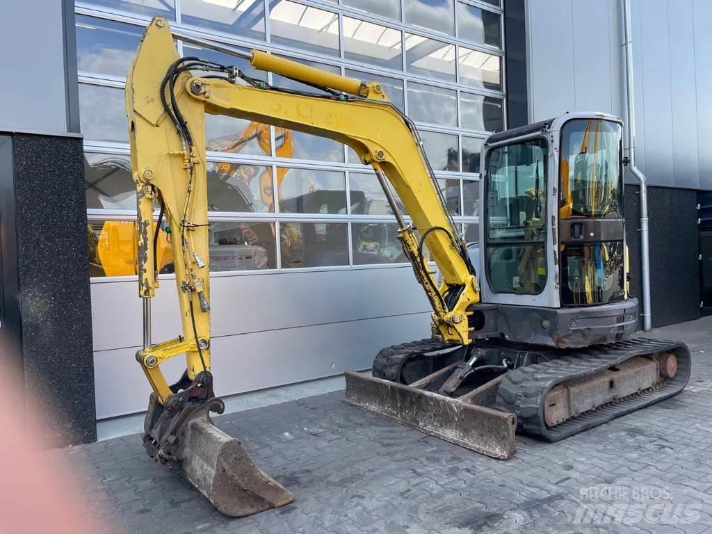 New Holland E50.2 Mini bageri < 7t