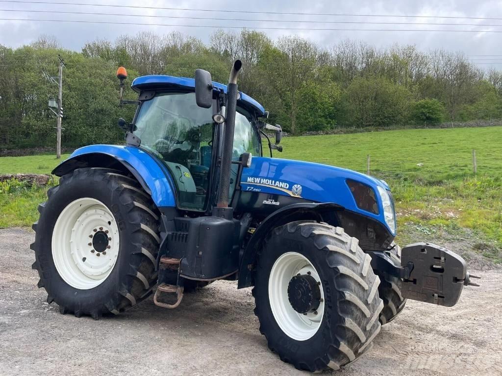 New Holland T 7.250 Traktori