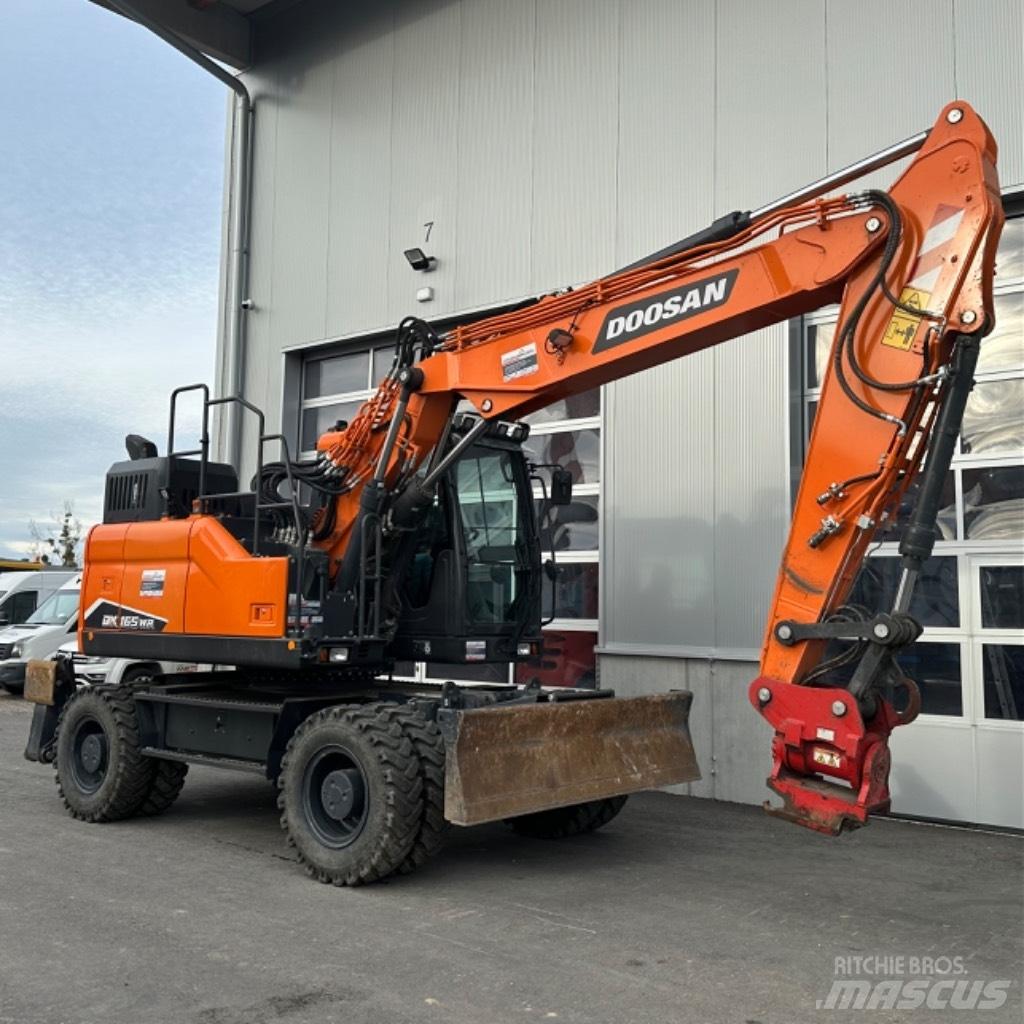 Develon DX165WR-7 Bageri točkaši