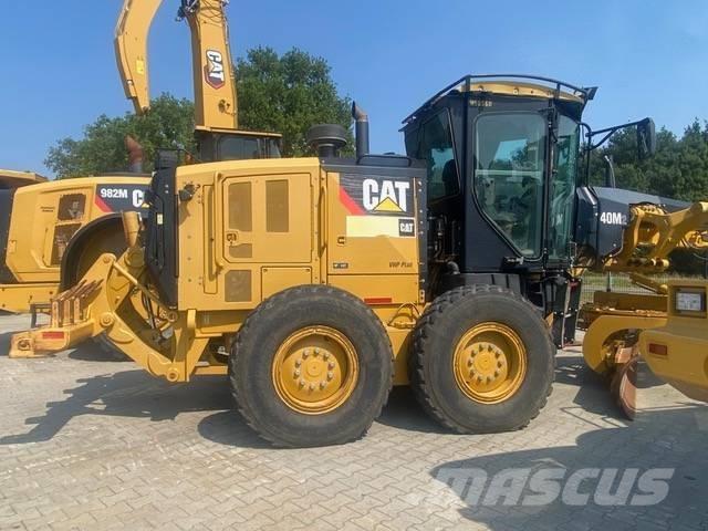 CAT 140M Grejderi