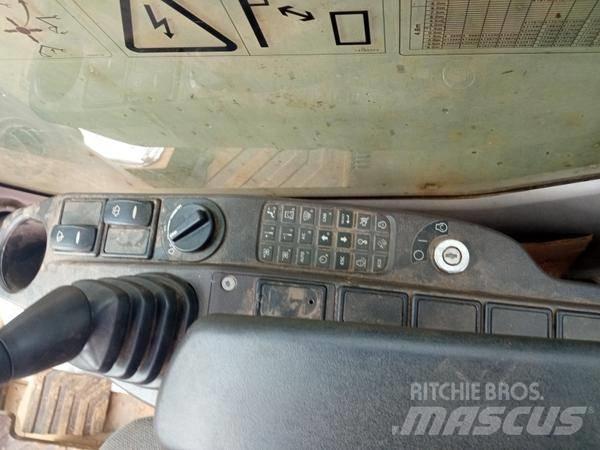Volvo EC 480 D L Bageri guseničari