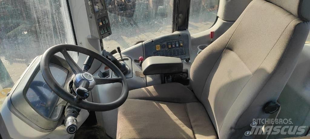 New Holland W 130 Utovarivači na točkove