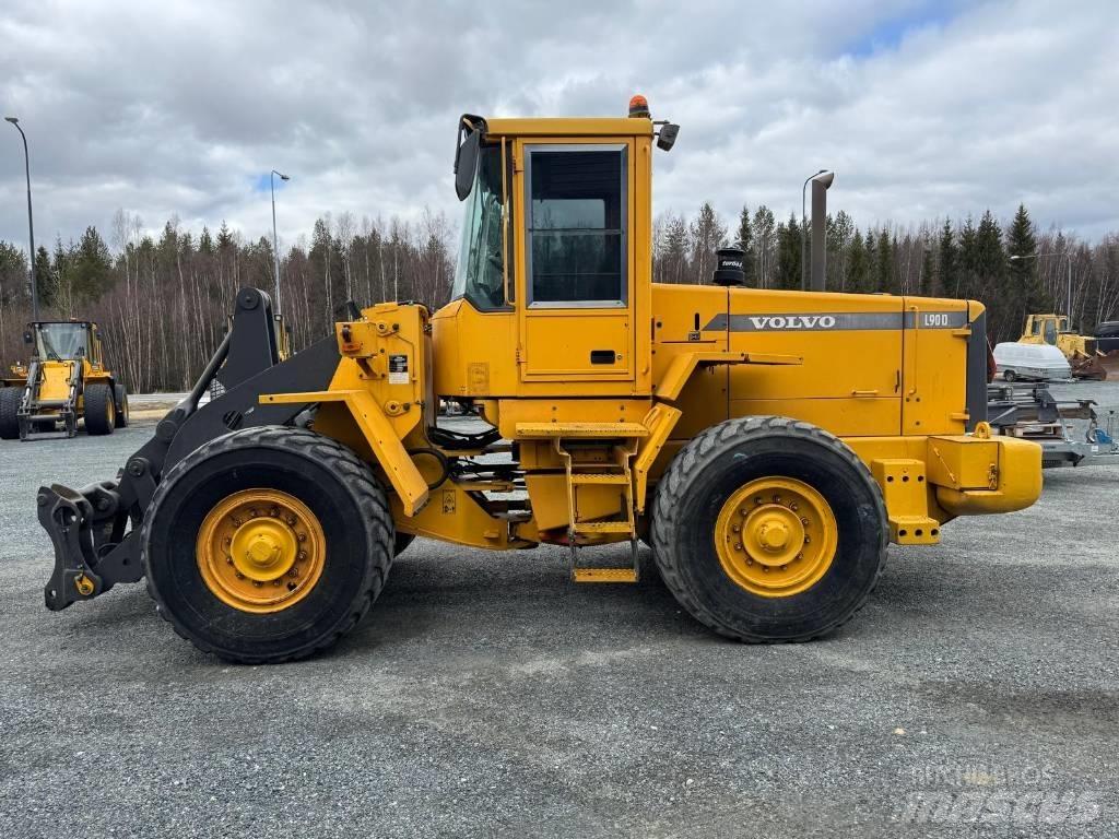 Volvo L 90 D Utovarivači na točkove