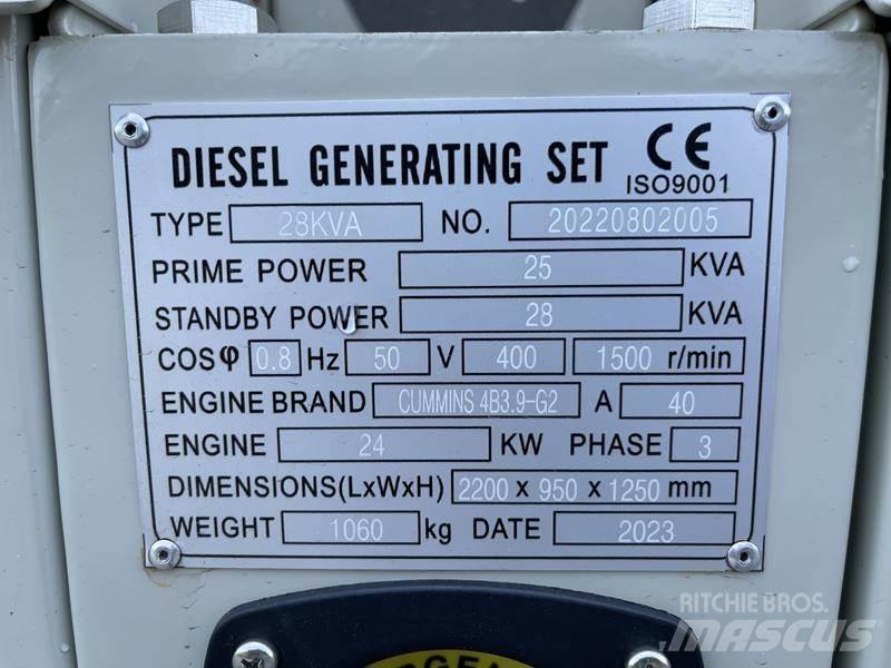 Cummins 28 kVA Dizel generatori