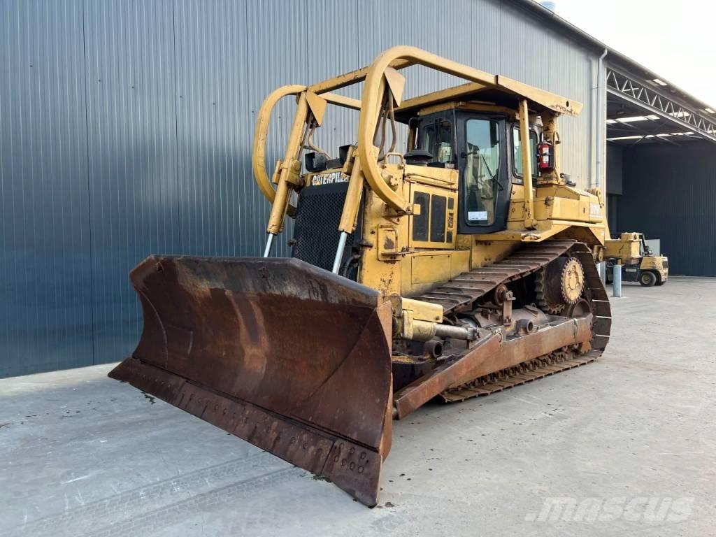 CAT D7H Buldožeri guseničari