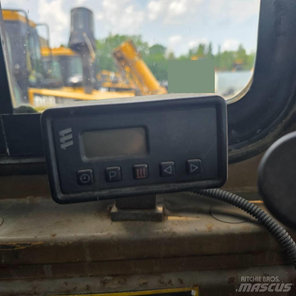 CAT D 6 H LGP II Buldožeri guseničari