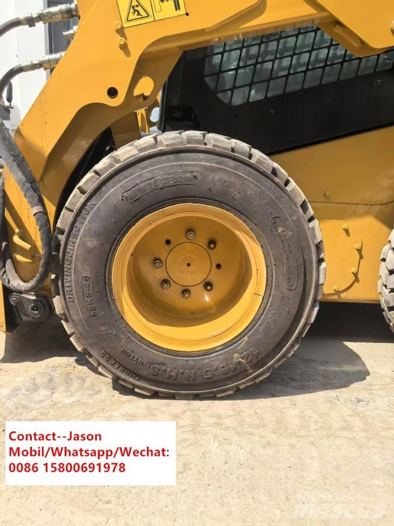 CAT 246 D Skid steer mini utovarivači