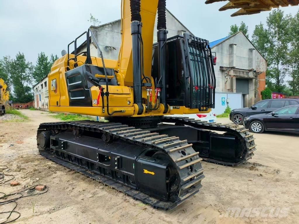 CAT 349 Bageri guseničari