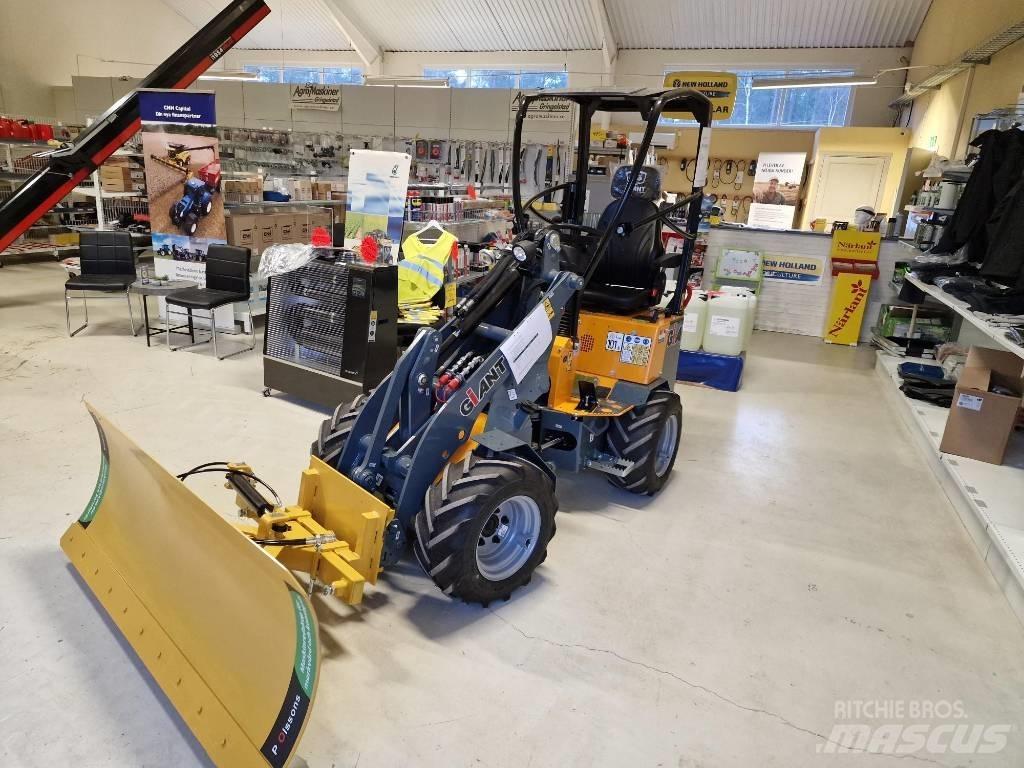 GiANT G1100 Višenamenski utovarivači