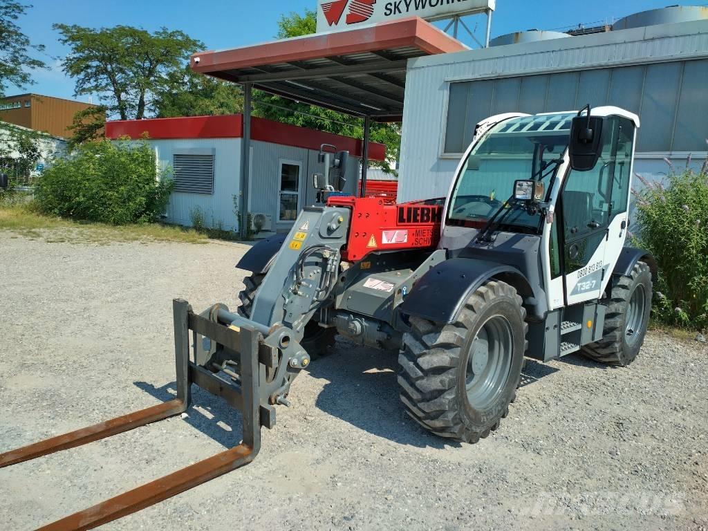 Liebherr T 32-7 Teleskopski viljuškari
