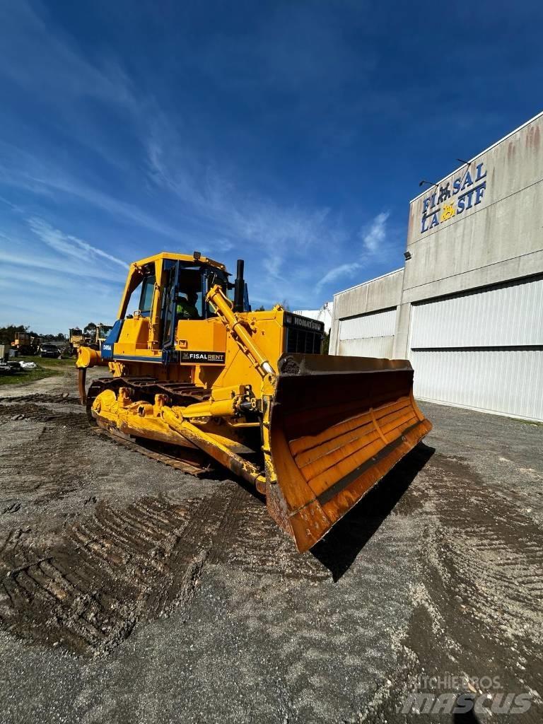 Komatsu D 85 A-21 Buldožeri guseničari