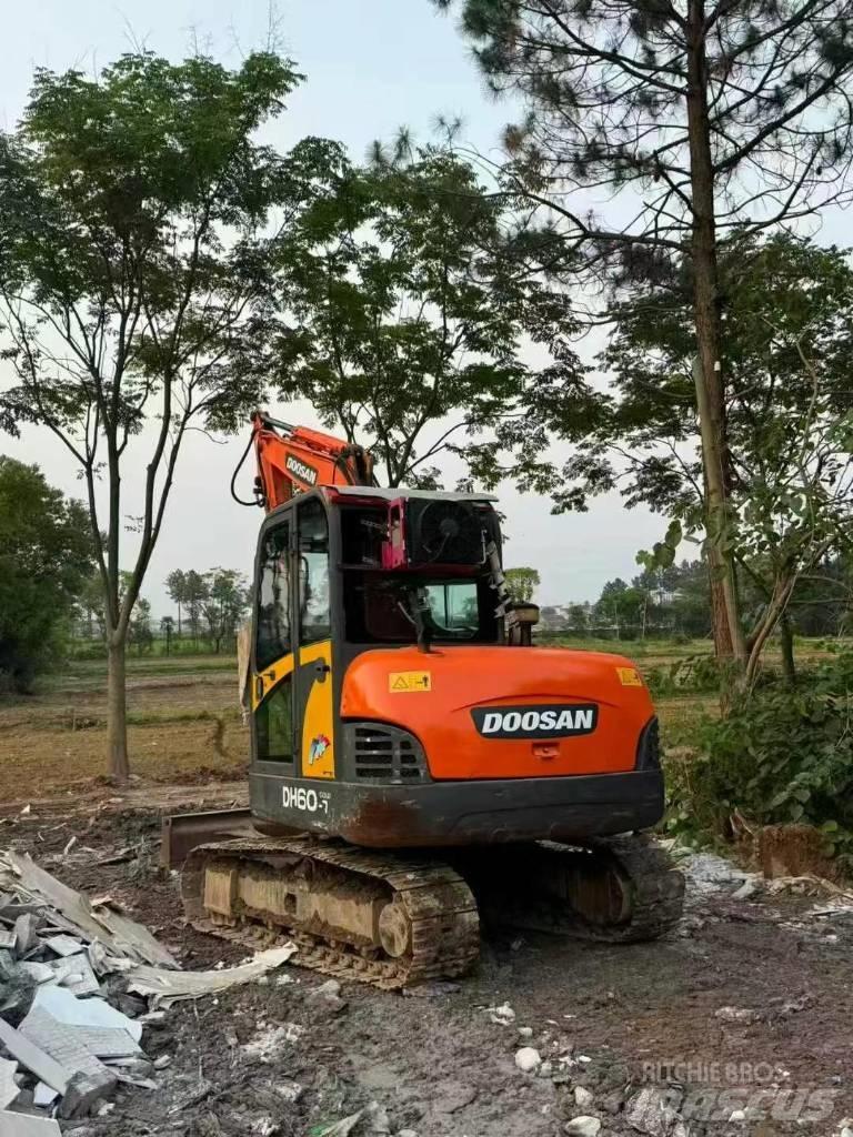 Doosan DH 60 Mini bageri < 7t