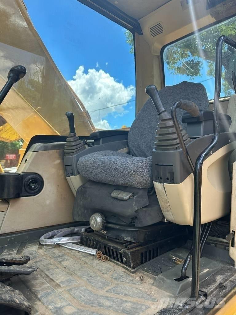 CAT 320C Midi bageri 7t – 12t