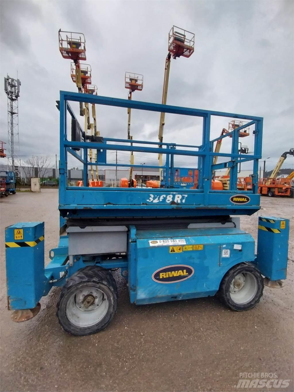 Genie GS3268RT Makazaste platforme
