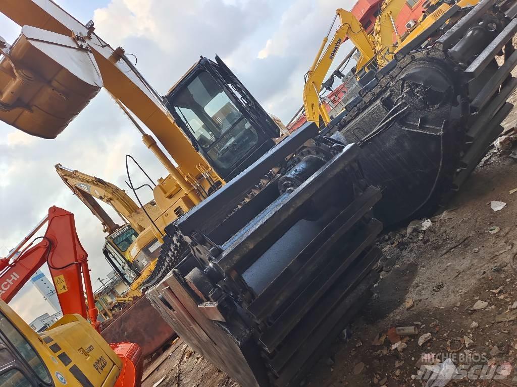 CAT 320 C Polovni amfibijski bageri