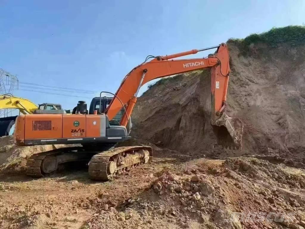 Hitachi ZX240 Bageri guseničari