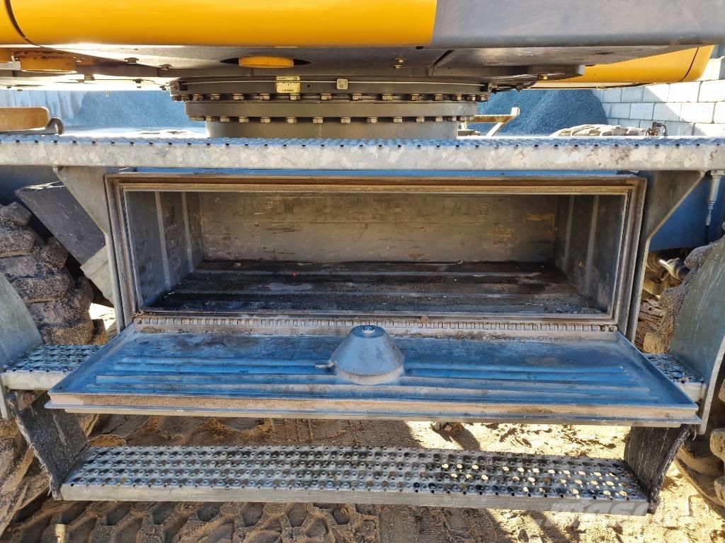 Liebherr A 918 Bageri točkaši