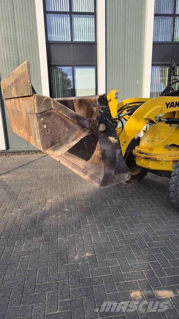 Yanmar V70s Utovarivači na točkove