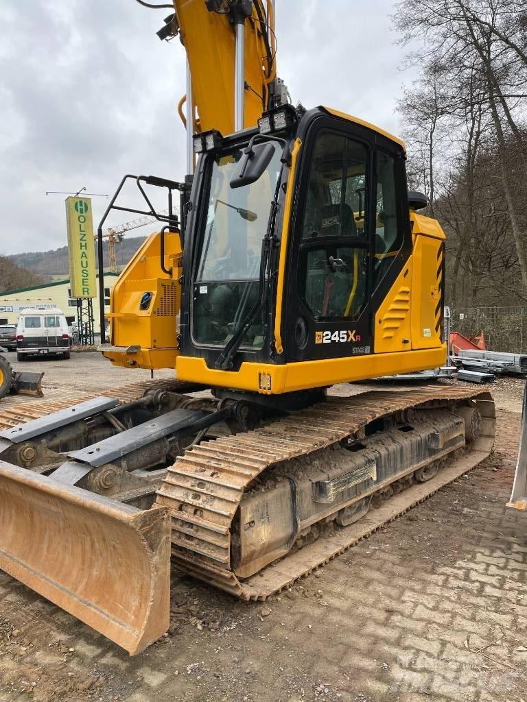 JCB 245 XR Bageri guseničari