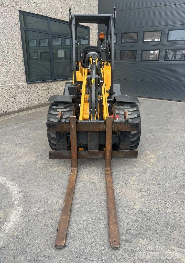 Schäffer 2445S Mini utovarivači