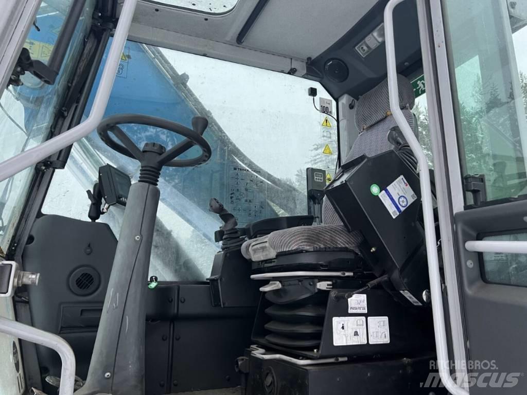 Fuchs MHL 320 Bageri za prenos primarnih/sekundarnih sirovina