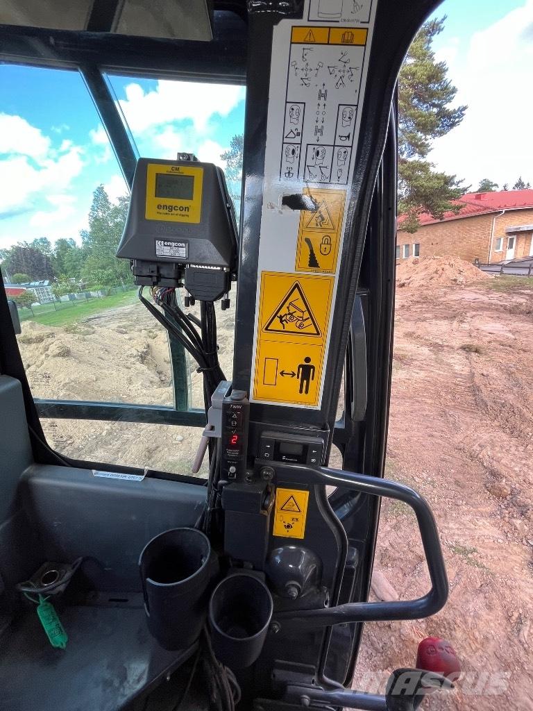 Komatsu PC138US-11 Bageri guseničari