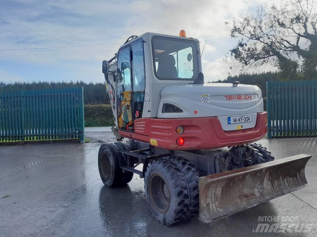 Takeuchi TB 295 W Bageri točkaši